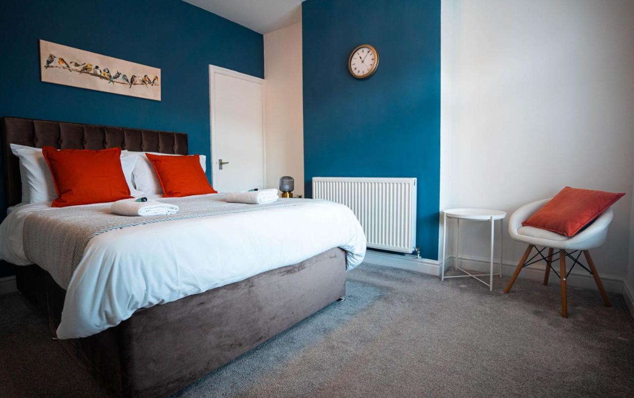 Comfortable House In Nuneaton Sleeps5 Free Parking Good Amenites المظهر الخارجي الصورة